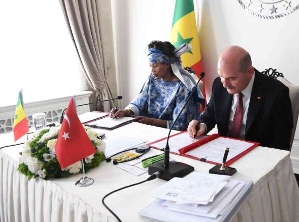 Bakan Soylu: 'Türkiye ve Senegal 1 milyar dolar konusunda önemli bir hedefe doğru yürümektedir'