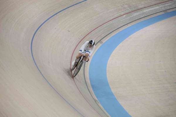 2025 UCI Pist Bisikleti Uluslar Kupası'nda 2. gün yarışları başladı