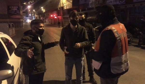 (Özel) Ehliyetsiz trafiğe çıkan 20 yaş altı gençler: 'Ceza yiyeceğimizi biliyord