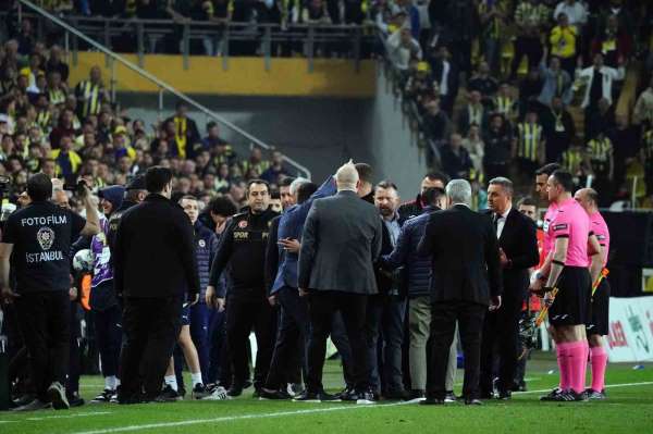 Fenerbahçeli yöneticilerden Atilla Karaoğlan'a tepki
