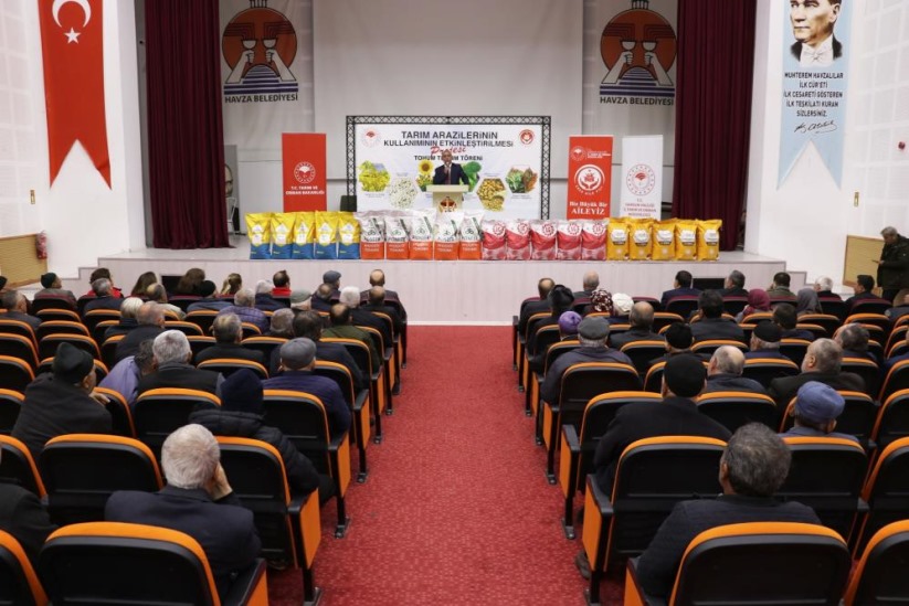 Samsun'da 350 çiftçiye yüzde 70 hibeli ayçiçeği tohumu desteği