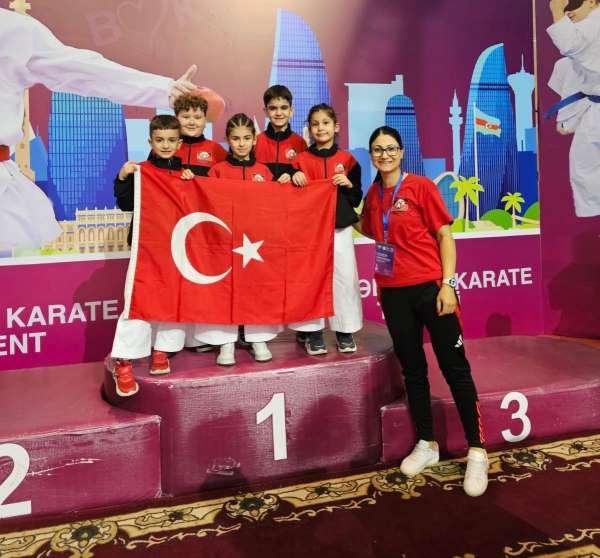 Denizlili minik karateciler Azerbaycan'dan madalyalarla döndü