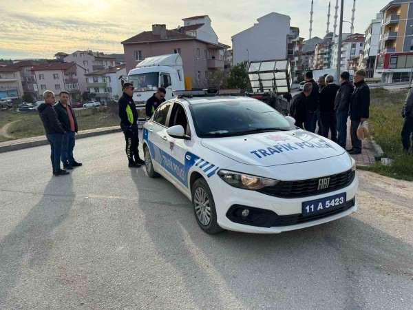 Otomobil ile motosikletin çarpıştığı kazada 1 kişi yaralandı