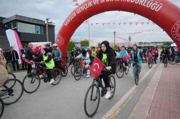 Samsun'da 19 Mayıs Bisiklet Turu