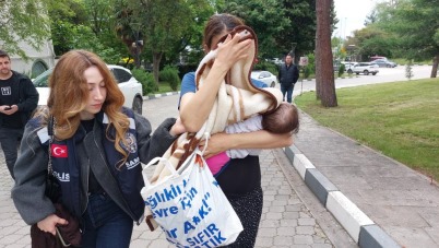 Samsun'da yeni nişanlanan kadının evinden altınlarını çalan kadın hırsız yakalandı
