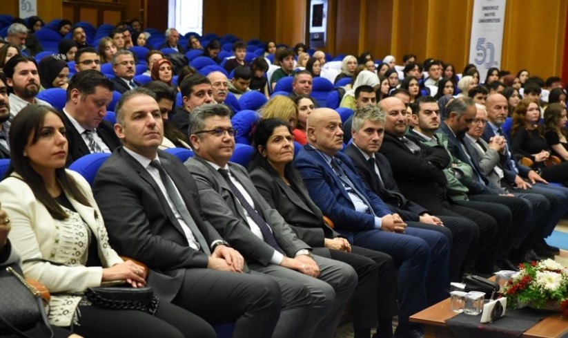 Samsun'da eczacı adayları beyaz önlük giydi
