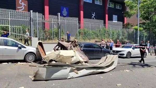 İstanbul Valiliğinden Bağcılar'daki patlamaya ilişkin açıklama: 'Buhar kazanının patlaması sonucu 1 şahıs yara