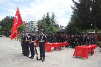 'Özel' Mehmetçikler, yemin ederek bir günlük asker oldu
