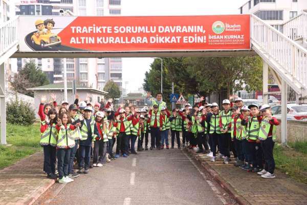 Başkan Kurnaz: 'Çocuklarımız trafik eğitim pistinde kuralları eğlenerek öğreniyor'