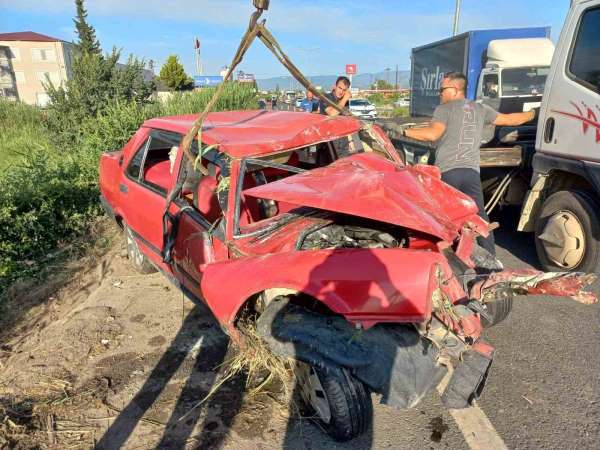 Kuyucak'ta trafik kazası: 2'si çocuk 4 yaralı