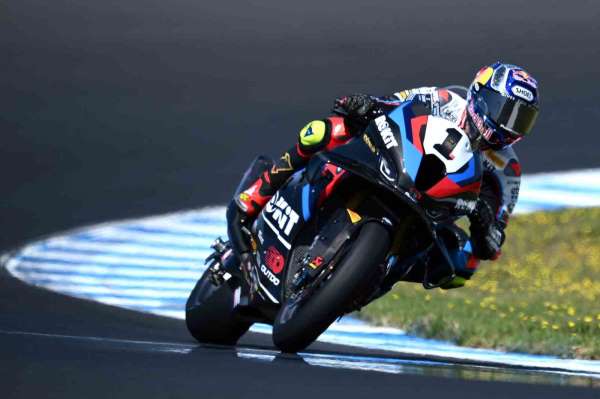 Toprak Razgatlıoğlu, İtalya'da 3'te 3 yaptı