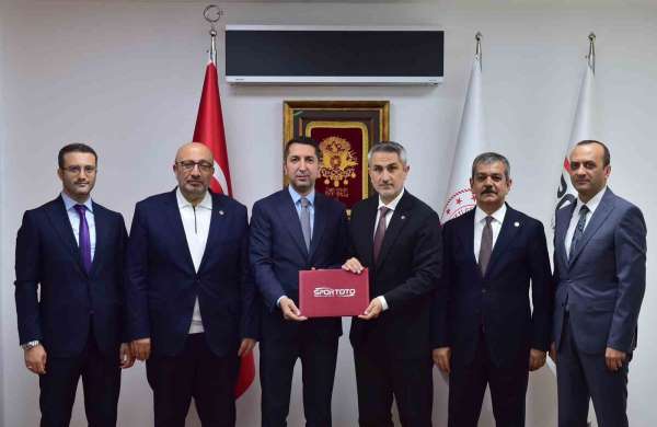Elazığ'a 10 yeni spor sahası