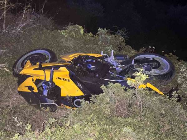 Kuşadası'nda motosiklet kazası: 1'i ağır 2 yaralı