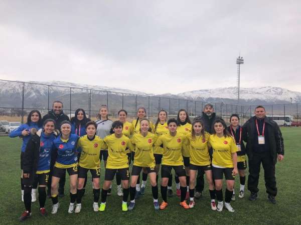 Erzincan Gençler Gücü'nde 2. Lig sevinci 