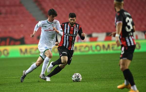 Bursaspor'dan U19 Milli Takımı'na iki futbolcu