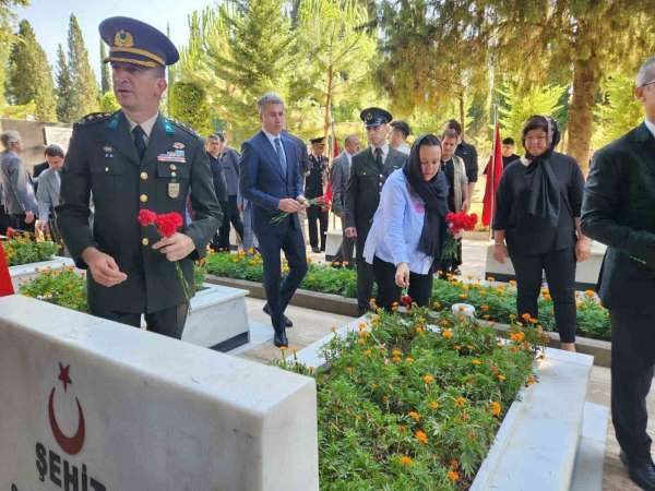 Denizli protokolü 15 Temmuz'da şehitleri unutmadı