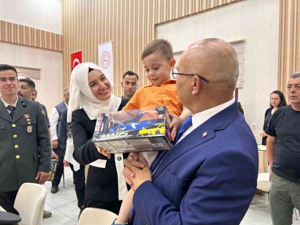 Ağrı'da 15 Temmuz şehitleri anısına yemek programı düzenlendi