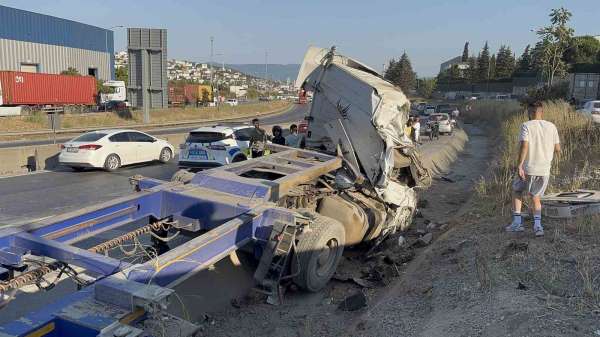 Kocaeli'de 5 kişinin öldüğü kazada tır sürücüsü tutuklandı