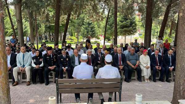 Konya'da 15 Temmuz etkinlikleri şehitlik ziyareti ile başladı