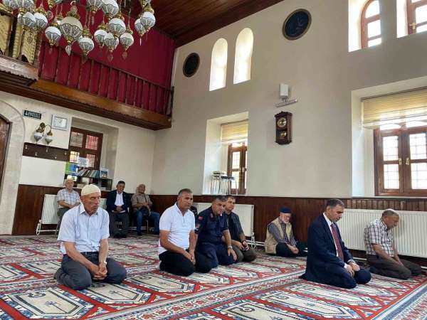 Pazaryeri'nde 15 Temmuz şehitleri için mevlit programı düzenlendi