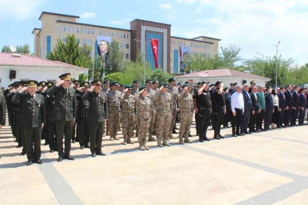Siirt'te 15 Temmuz şehitleri dualarla anıldı