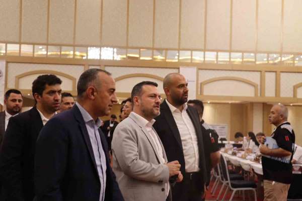 Türkiye Satranç Birinci Ligi'nde ilk hamleler yapıldı