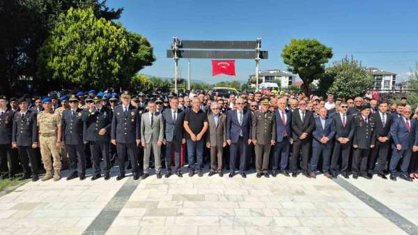 Düzce'de 15 Temmuz'un 10. yılında şehitlik ziyareti