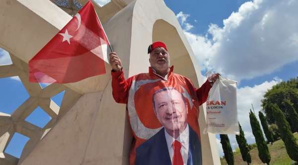 Kahramanmaraş'tan İstanbul'a gelen vatandaştan duygu dolu sözler: 'Ölmeden bu Şehitler Köprüsü'nü gördüm binle