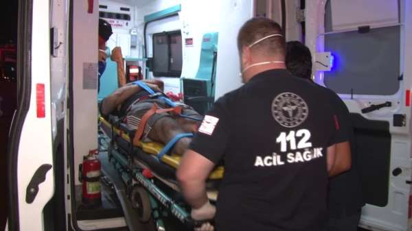 Pendik'te feci kaza: 1'i ağır 5 yaralı 