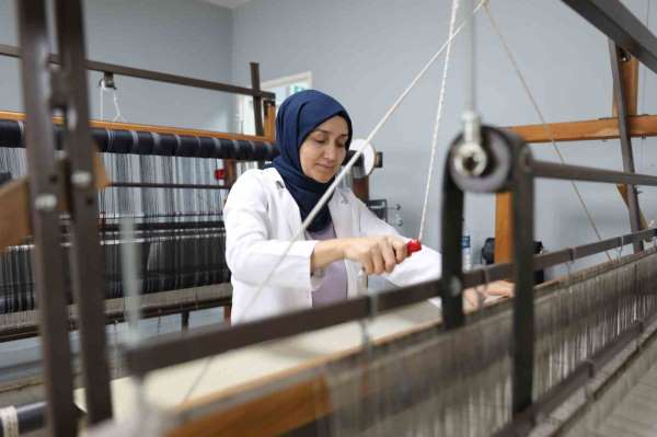 Kenevir tekstiline büyükşehir dokunuşu: Ünü dünyaya yayılıyor