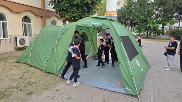 Boyabat'ta genç izcilere uygulamalı kampçılık eğitimi