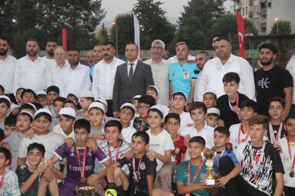 Cizre'de yaz Kur'an kursları futbol turnuvası heyecanı sona erdi