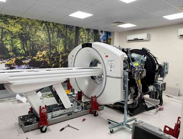 Düzce'de 2 Milyon Dolarlık PET-CT yatırımında kurulum başladı