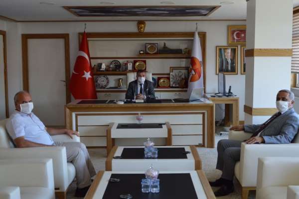 Başkan Özdemir: 'Çiftçilerimizin yanındayız'