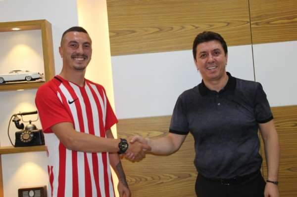 Nevşehir Belediyespor, eski futbolcusu Serdar Yazıcı ile anlaştı 
