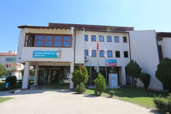 Nilüfer'e çiftçi evi
