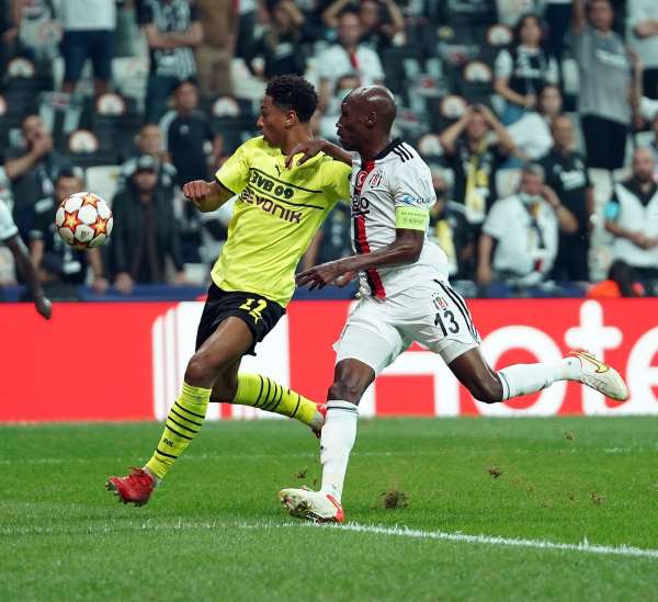 UEFA Şampiyonlar Ligi: Beşiktaş: 0 - Borussia Dortmund: 2