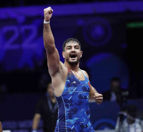 Taha Akgül, Dünya Güreş Şampiyonası'nda finalde - Belgrad haber