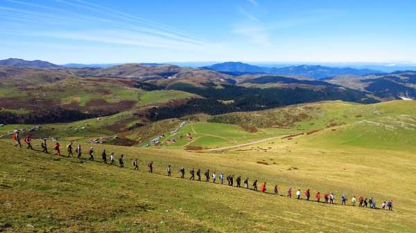 Ordulu dağcılar Seyit Tepesi'nin zirvesinde