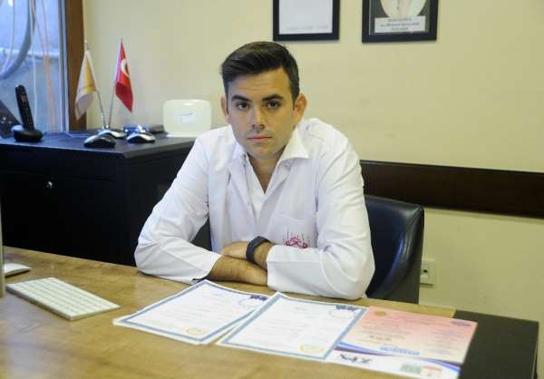 Sultanahmet Köftecisi'nin başı taklitleriyle dertte