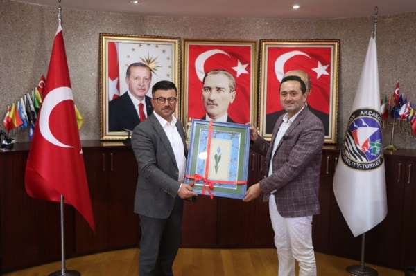 Gençlik ve Spor İl Müdürü Yazıcı, Başkan Yanmaz'ı ziyaret etti