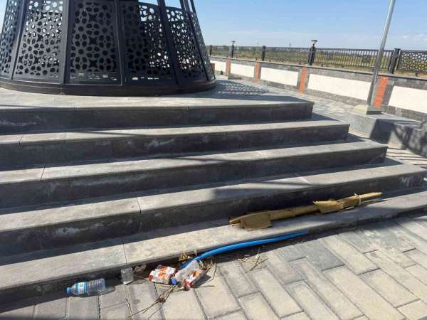 Dilucu Şehitleri Anıtı'ndaki kirlilik tartışması: Haberi yapan gazeteci gözaltına alındı