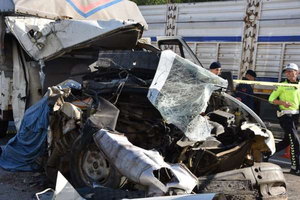 Giresun'da trafik kazası: 1 ölü, 2 yaralı
