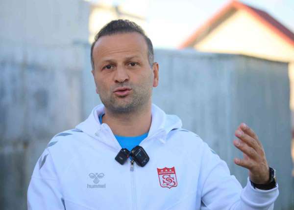 Osman Zeki Korkmaz: 'Sivasspor'un hedefi play-off oynamak'