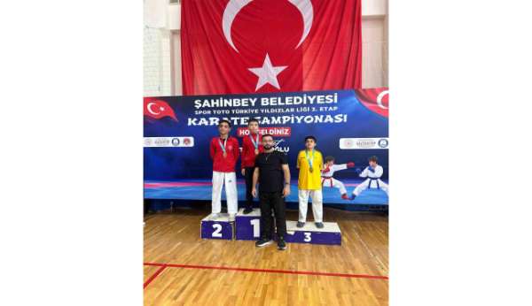 Elazığlı karatecilerden 6 madalya