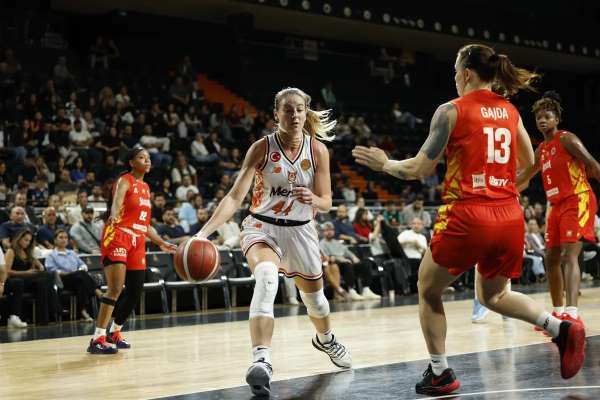FIBA Kadınlar Avrupa Kupası: Çimsa ÇBK Mersin: 72 - Sleza Wroclaw: 59