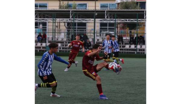Kayserispor U19 4'de 4 yaptı