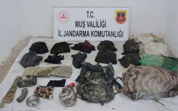 Muş'ta PKK terör örgütüne ait sığınak ve malzeme ele geçirildi