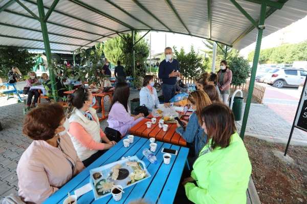 Üretici kadınlar 'sokak ekonomisi' modeli oldu