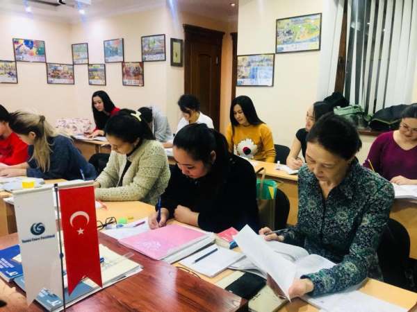 Türk Dizileri ile Kazakistan'da Türkçe kurslarına rekor başvuru